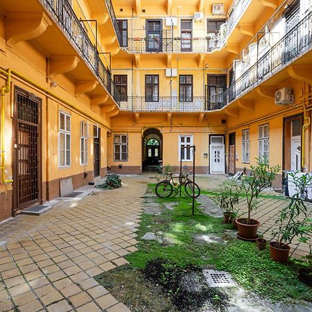 H9- Boutique Apartments, Best Location, By Bqa Budapest Eksteriør bilde