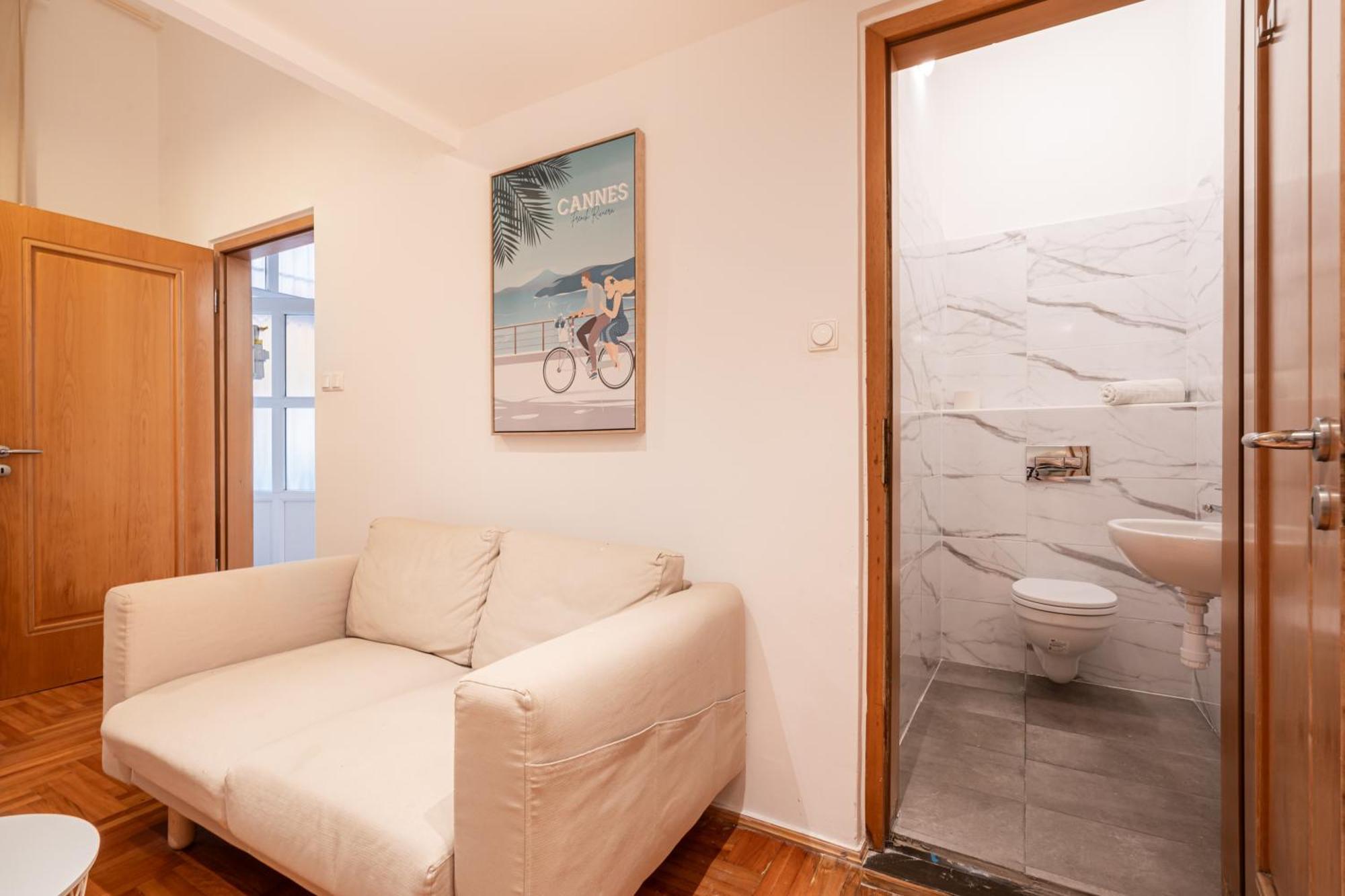 H9- Boutique Apartments, Best Location, By Bqa Budapest Eksteriør bilde